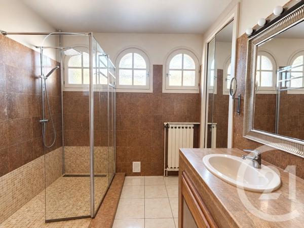 Maison à vendre  5 pièces - 166 m 2   TOURNEFEUILLE  - 31