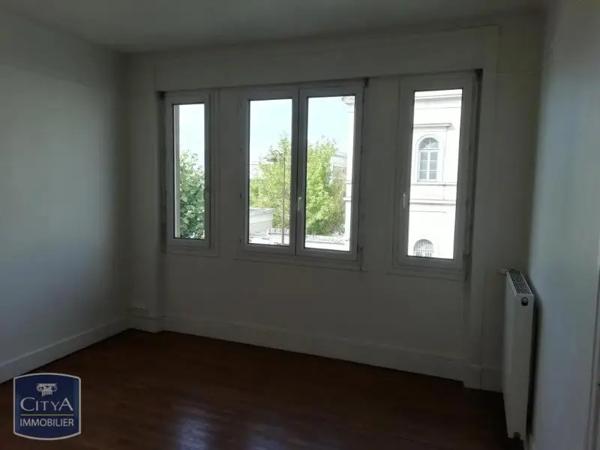 Maison à louer 5 pièces 139.74m² Bourges (18000)