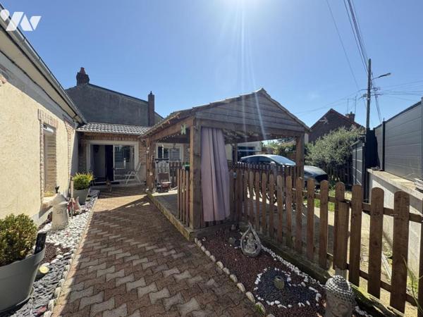 Maison de plain pied rénovée, garage et jardin à LAON (02000)