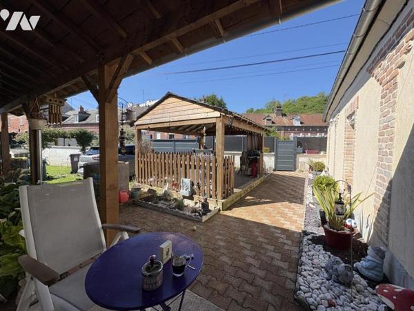 Maison de plain pied rénovée, garage et jardin à LAON (02000)