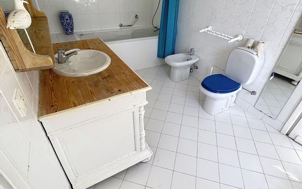 Maison à vendre    6 pièces • 300 m2 Mouans-Sartoux
