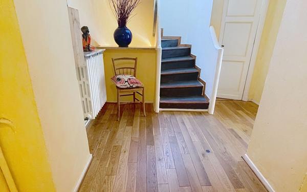 Maison à vendre    6 pièces • 300 m2 Mouans-Sartoux