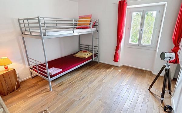 Maison à vendre    6 pièces • 300 m2 Mouans-Sartoux