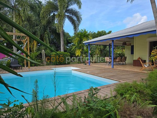 Vente Maison92 m² - 4 Pièces - SAINTE ANNE (97180)