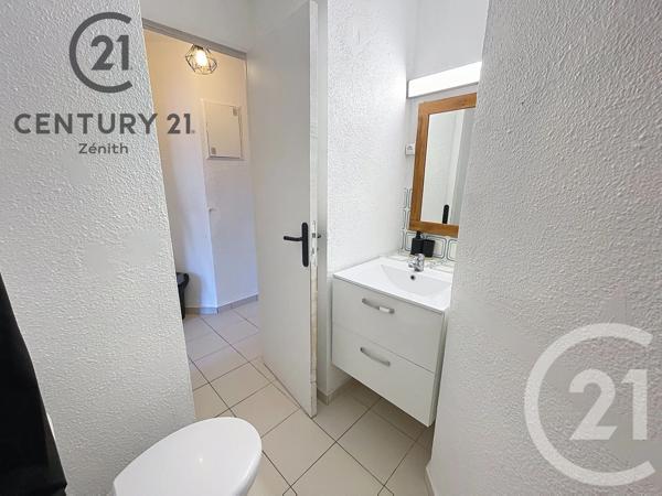 Appartement Studio Cabine à vendre  2 pièces - 21,61 m 2   LE BARCARES  - 66