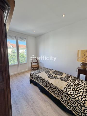 Maison
         7 pièces
        - 122 m² 249 900 € *