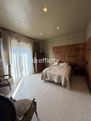 Maison
         7 pièces
        - 122 m² 249 900 € *