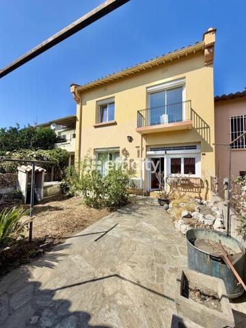 Maison
         7 pièces
        - 122 m² 249 900 € *