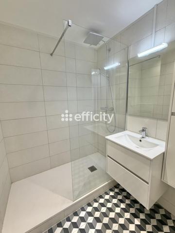 Maison
         7 pièces
        - 122 m² 249 900 € *