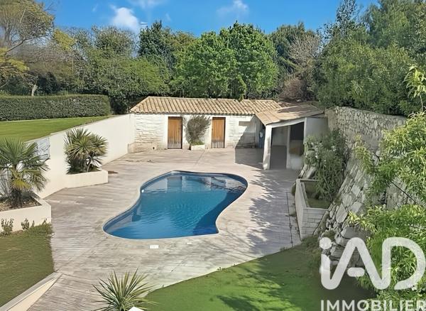 Maison à vendre 9 pièces 272 m² Frontignan