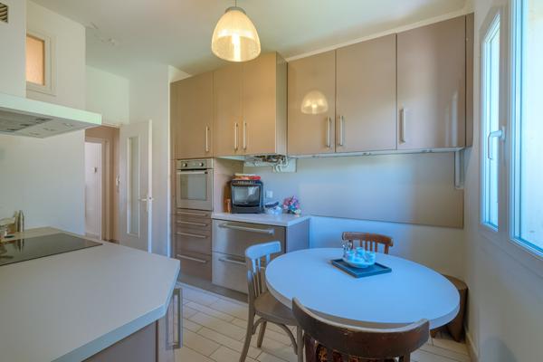 Vente Appartement 4 pièces avec garage Bastia Centre