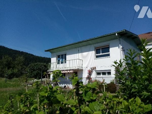 pavillon individuel  de 92 m² avec terrain attenant de 1092 m²
Etat à rénover