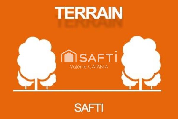 TERRAIN CONSTRUCTIBLE  de 757m² AU CALME À SAINT-SIMÉON-DE-BRESSIEUX