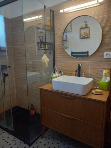 A Vendre Charmante Maison au Cur de Plouha  Accès direct au Centre-Ville, Jardin et Potager