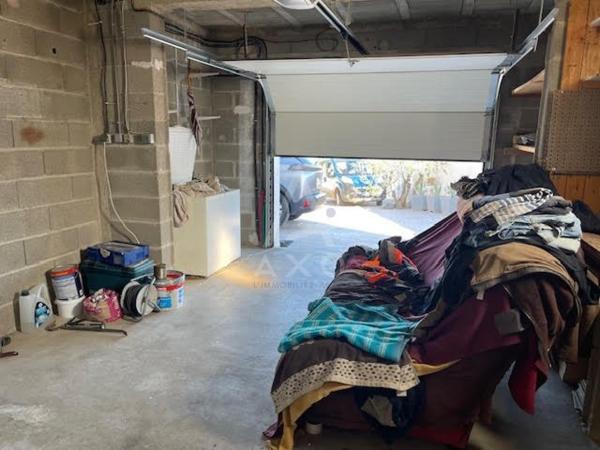 VILLA R+1 137 M² + CHALET 20M² SUR 900M² DE TERRAIN CLOS PROCHE CENTRE