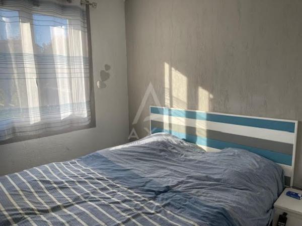 VILLA R+1 137 M² + CHALET 20M² SUR 900M² DE TERRAIN CLOS PROCHE CENTRE