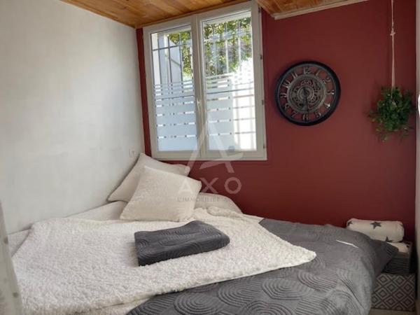 VILLA R+1 137 M² + CHALET 20M² SUR 900M² DE TERRAIN CLOS PROCHE CENTRE