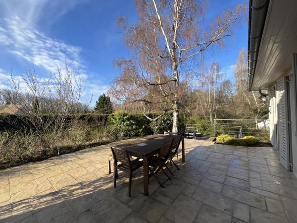 Orgeval (78630) Maison familiale – 242 m² – Terrain 1 763 m² – Orientation Sud – Bon état général - DPE B - Pompe à chaleur