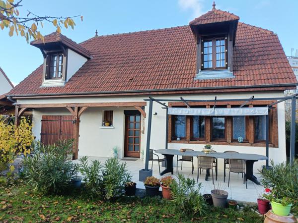 Maison à TROYES, 10000 - 4 pièces 110m²