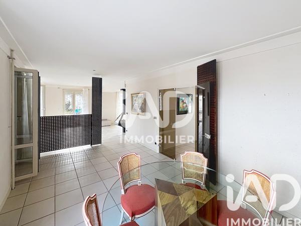 Maison à vendre 8 pièces 226 m² Le Puy-en-Velay