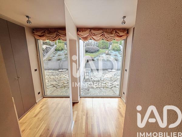 Maison à vendre 8 pièces 226 m² Le Puy-en-Velay