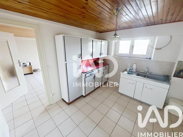 Maison à vendre 8 pièces 226 m² Le Puy-en-Velay