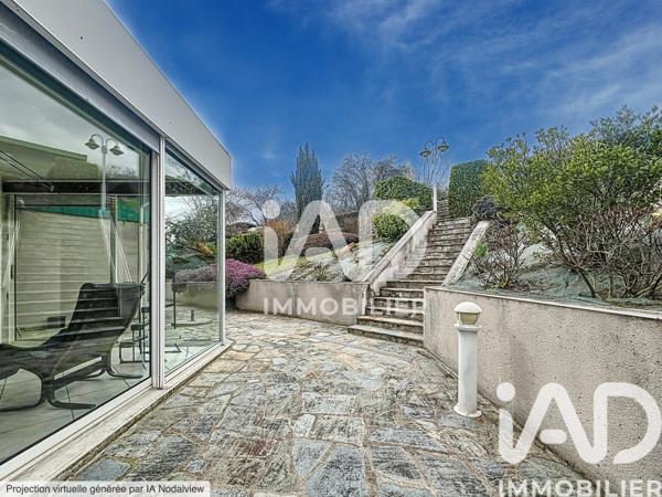 Maison à vendre 8 pièces 226 m² Le Puy-en-Velay