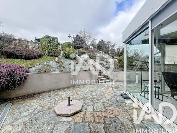 Maison à vendre 8 pièces 226 m² Le Puy-en-Velay