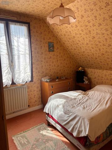 Maison à vendre à Yvré-l'Évêque dans la Sarthe (72530), ref : LMY/LE