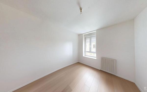 Immeuble à vendre    8 pièces • 166,52 m2 Mazingarbe