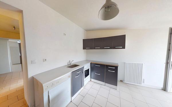 Immeuble à vendre    8 pièces • 166,52 m2 Mazingarbe