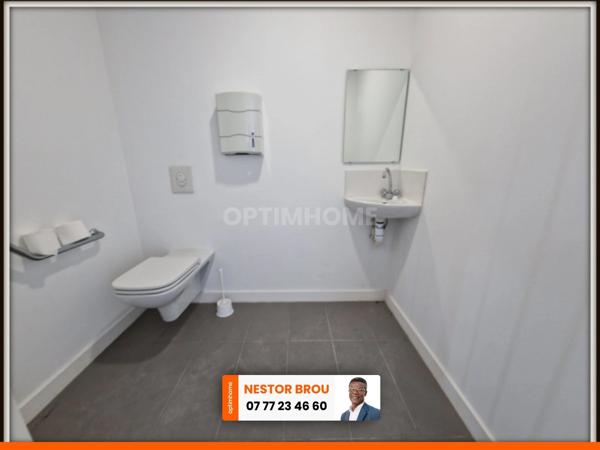 Local/bureau à louer 87 m² SETE (34)