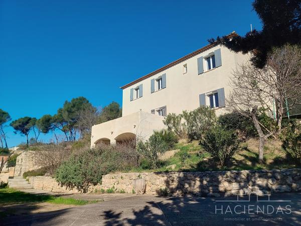 Ventabren (13122) Praticité, confort et esprit provençal à 12 minutes d'aix