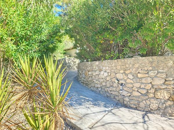 Ventabren (13122) Praticité, confort et esprit provençal à 12 minutes d'aix