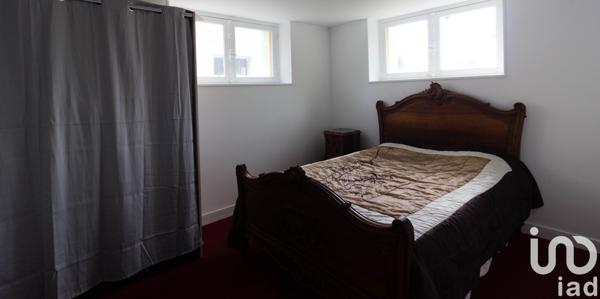 Maison à vendre 6 pièces 151 m² Châteauneuf-la-Forêt