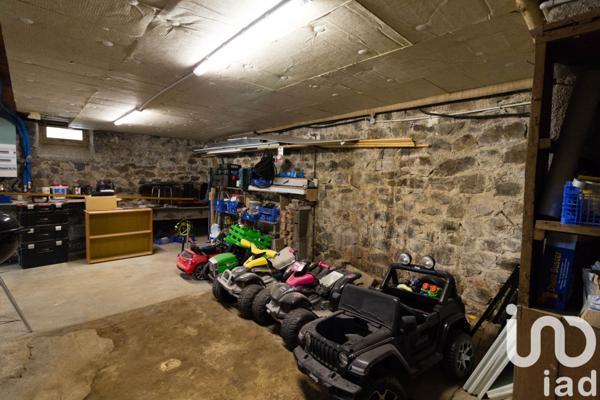 Maison à vendre 6 pièces 151 m² Châteauneuf-la-Forêt