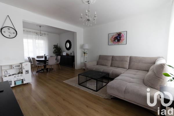 Maison à vendre 6 pièces 151 m² Châteauneuf-la-Forêt