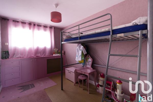 Maison à vendre 6 pièces 151 m² Châteauneuf-la-Forêt