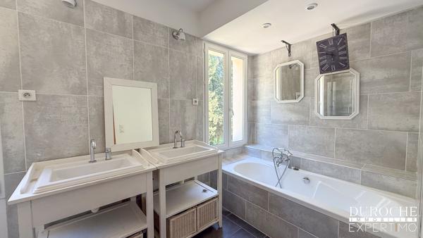 Ancien mas de village 224 m² avec appartement indépendant et potentiel exceptionnel – Caderousse