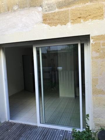 Votre T2 rénové avec terrasse au coeur des Chartrons
