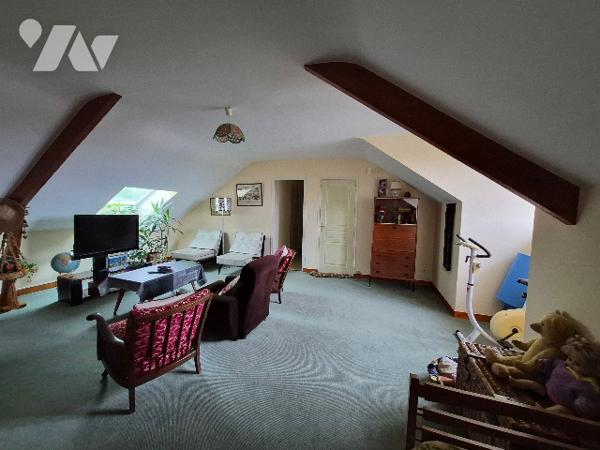 LOROUX BOTTEREAU, Maison 4 chambres sur terrain de près de 2500m²