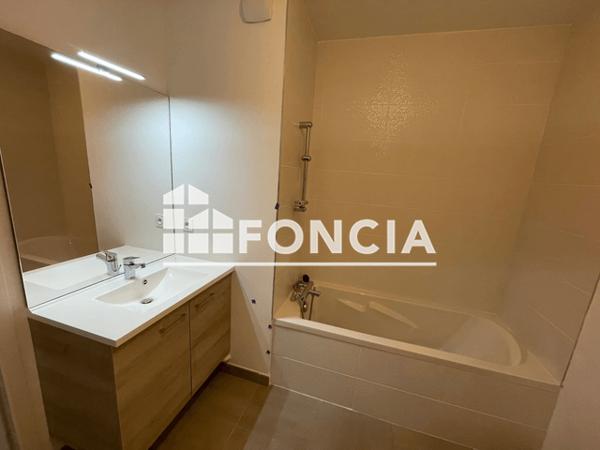 Location Appartement 3 pièces 64.95 m² - ECHO - BAT H101 - 19 ALLEE ALBERT JACQUARD Lagord 17140