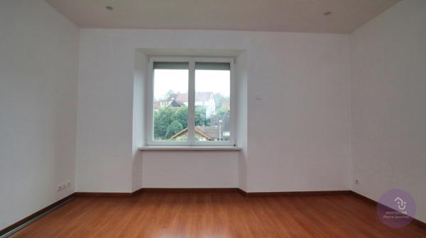 Niederhaslach (67280) Niederhaslach - duplex 105 m² 5 pièces avec jardin, terrasse et stationnements