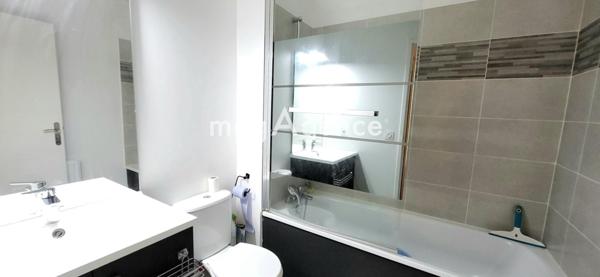 Maison à CHENNEVIERES-SUR-MARNE, 94430 - 4 pièces 84m²