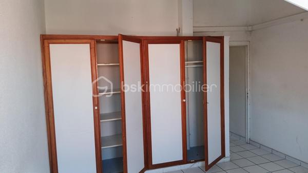 Immeuble mixte de 838 m²