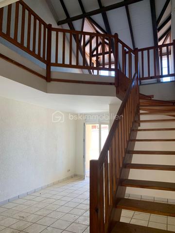 Immeuble mixte de 838 m²