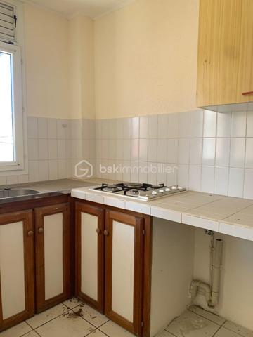 Immeuble mixte de 838 m²