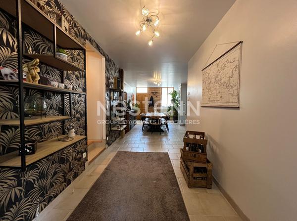 FAINS VEEL : Maison 9 pièces , 5 chambres, garage, jardin, proche des commerces