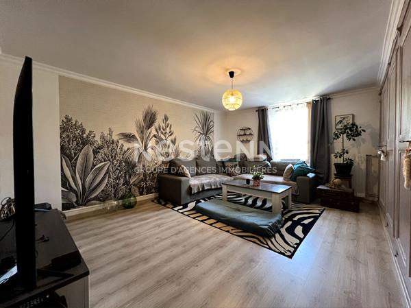 FAINS VEEL : Maison 9 pièces , 5 chambres, garage, jardin, proche des commerces