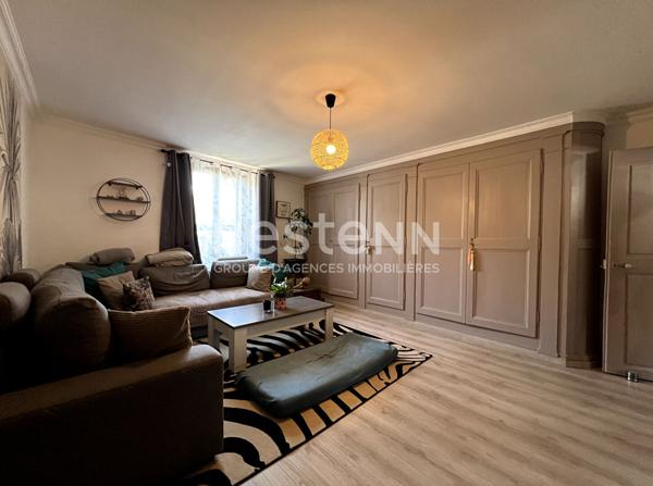 FAINS VEEL : Maison 9 pièces , 5 chambres, garage, jardin, proche des commerces